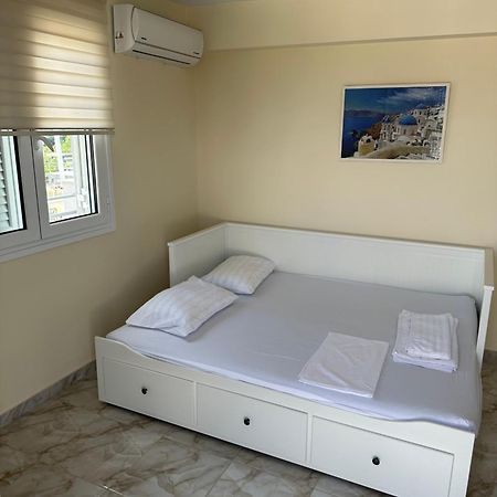 Eretria Apartment Exterior photo