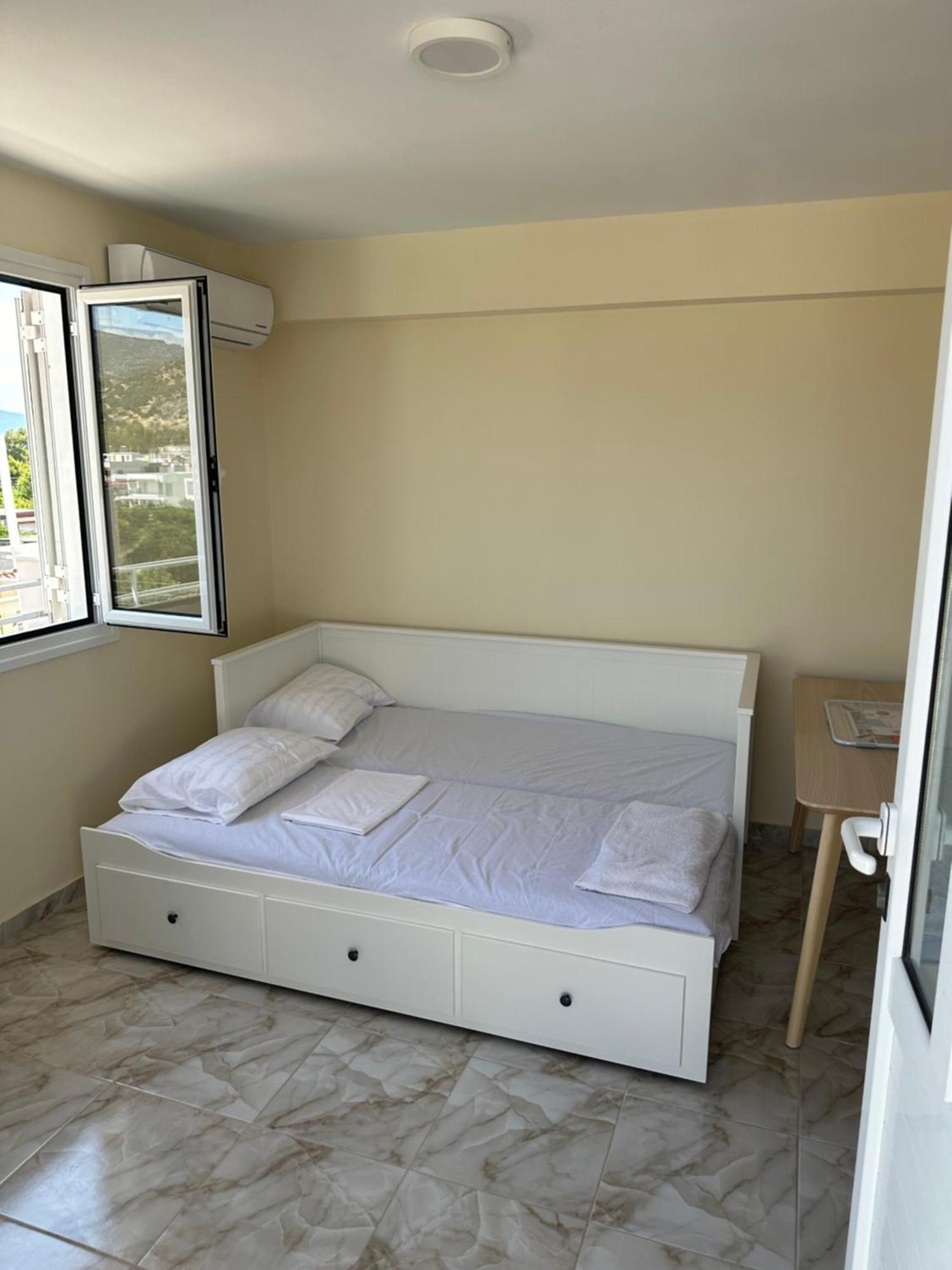 Eretria Apartment Exterior photo