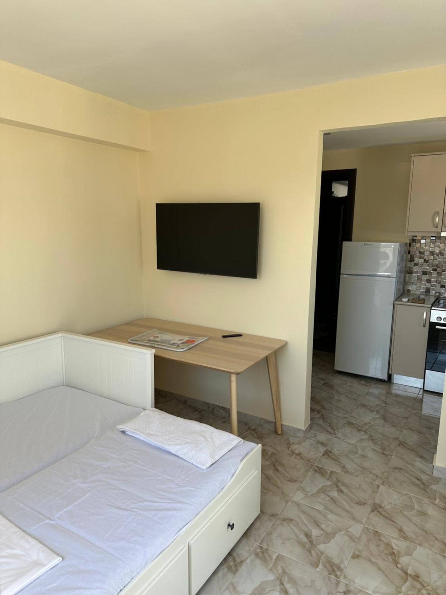 Eretria Apartment Exterior photo