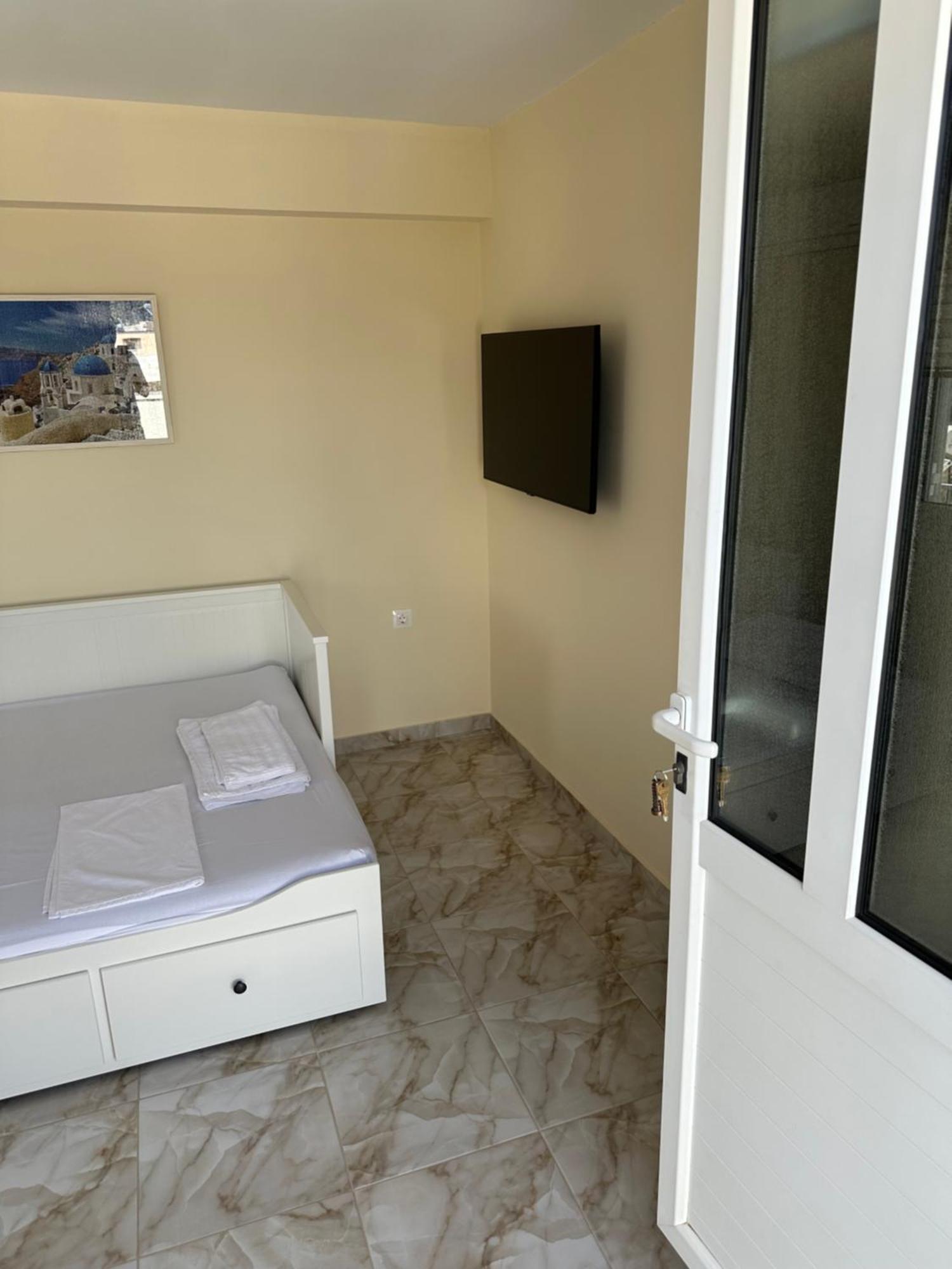 Eretria Apartment Exterior photo